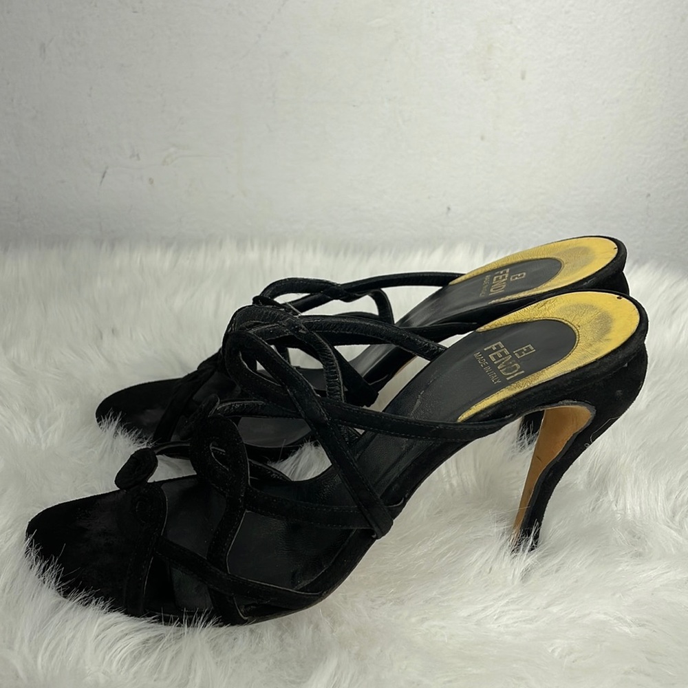 🌹FENDI HEELS - Picture 2 of 15